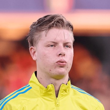 PG电子模拟器-HWG！罗马诺：热那亚租借+买断选项签瑞典后卫赛特斯特伦