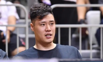 PG官方游戏-重返球场，贺天举发声，正式上任，新岗位曝光，杨鸣期待|篮球|辽宁男篮|北控男篮|小前锋|朱芳雨_新浪体育_新浪新闻