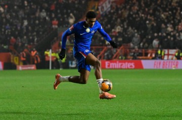 PG电子娱乐-天空：水晶宫有意切尔西后卫阿昌庞 俱乐部间尚未进行正式对话